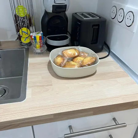 Lina - Proche Paris Et Orly Palaiseau